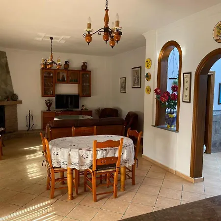 Дом отдыха Casa Guajar *